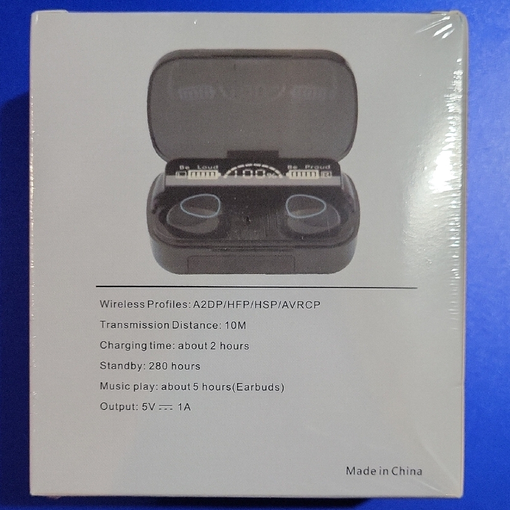 M10 Noise Cancelling Bluetooth Earbuds And Power Bank With LED Display - Picture 2 of 13